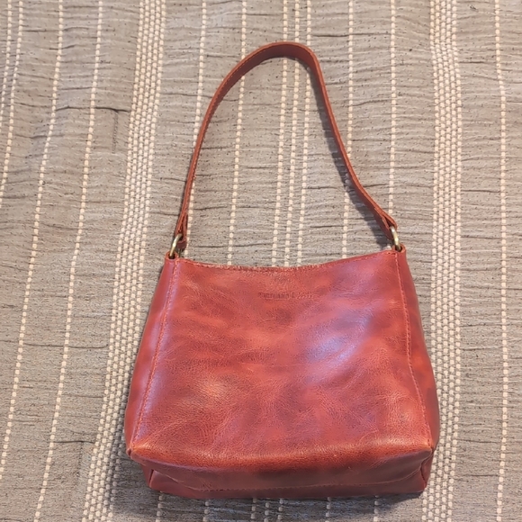 Portland Leather Handbags - Portland Leather Triangle (C Sale) - Rosso